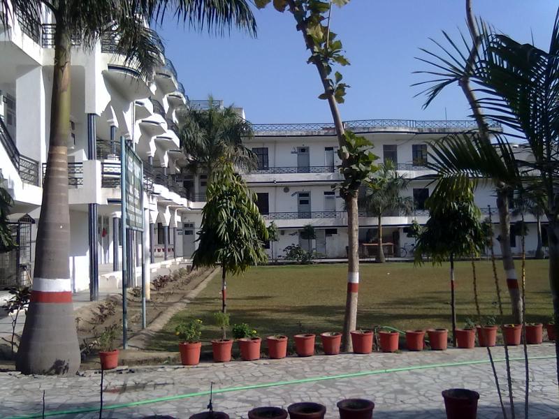 SD College of Pharmacy and Vocational studies Muzaffarnagar Academic Building photo 5