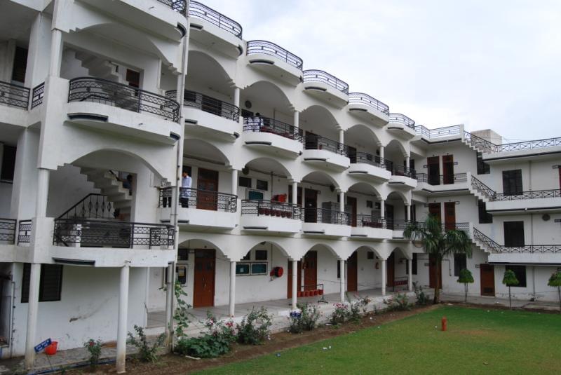 SD College of Pharmacy and Vocational studies Muzaffarnagar Academic Building photo 8
