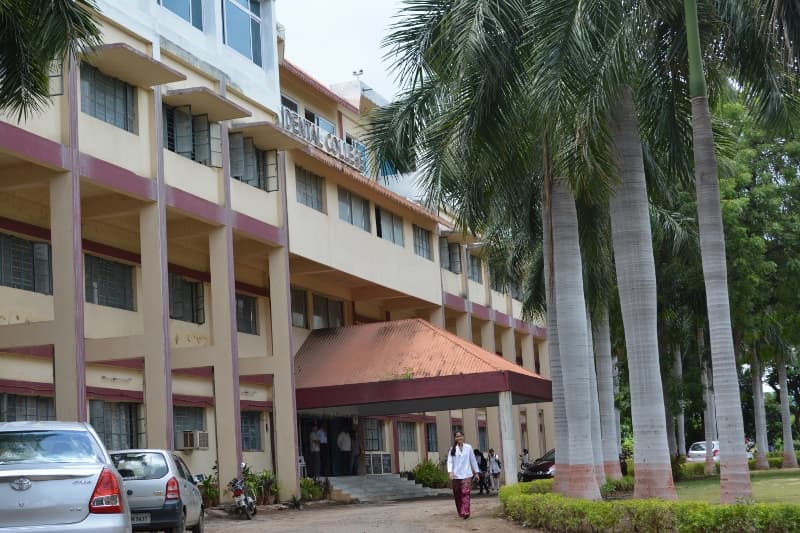 HKE Society SNijalingappa Institute of Dental Science and Research Gulbarga Campus photo 3