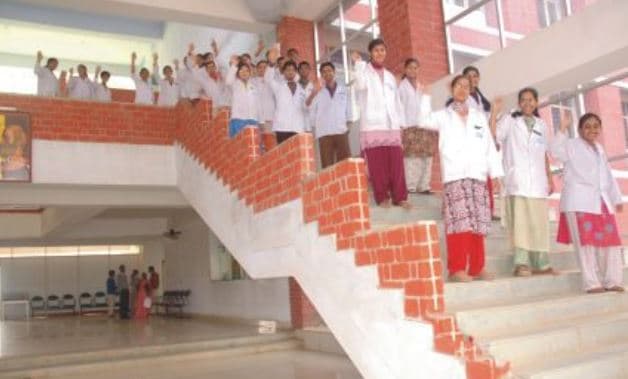Hitkarini Dental College and Hospital Jabalpur Campus photo 1