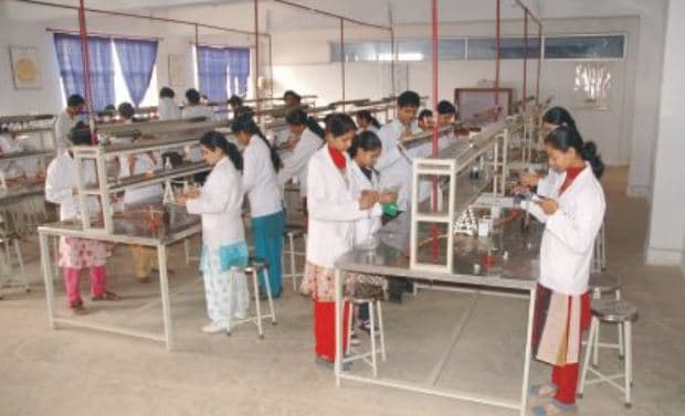 Hitkarini Dental College and Hospital Jabalpur Campus photo 14