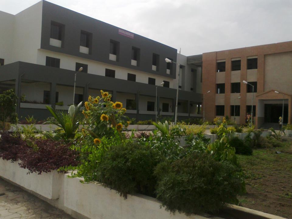 Arun Muchhala Engineering College Amreli Campus photo 1