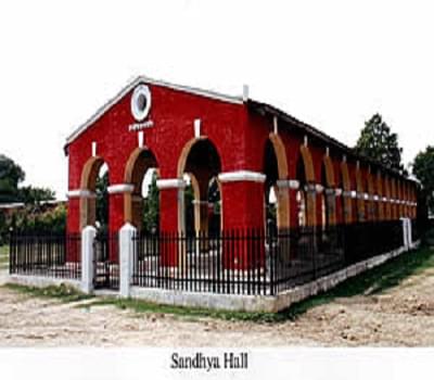 Udai Pratap College Varanasi Academic Building photo 1