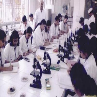 Yashwantrao Mohite College Pune Labs photo 1