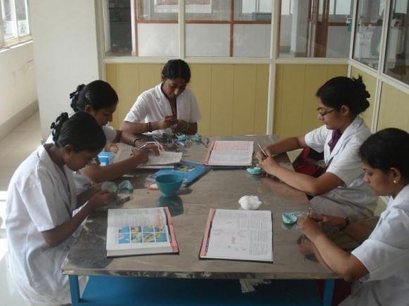 Azeezia Dental College Kollam Facility photo 1