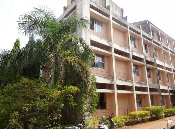 Raja Lakhamgouda Law College Belgaum Academic Building photo 2