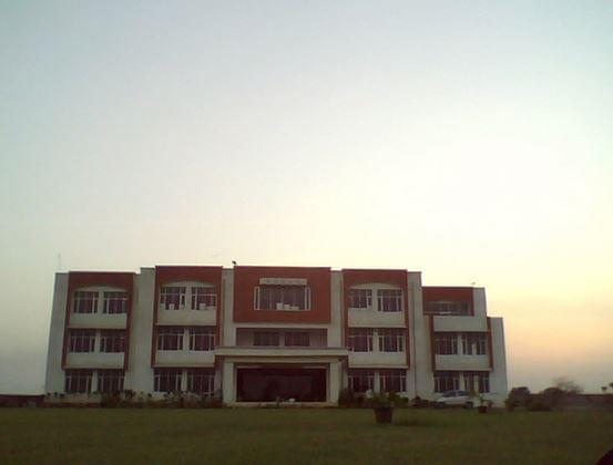 Smt Shanti Devi Law College Rewari Academic Building photo 1