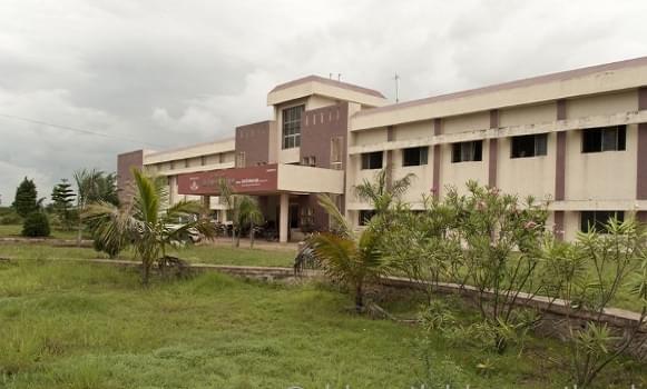Loknete Mohanrao Kadam College of Agriculture Sangli Academic Building photo 4