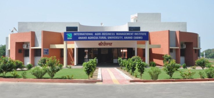 BA College of Agriculture Anand Academic Building photo 2