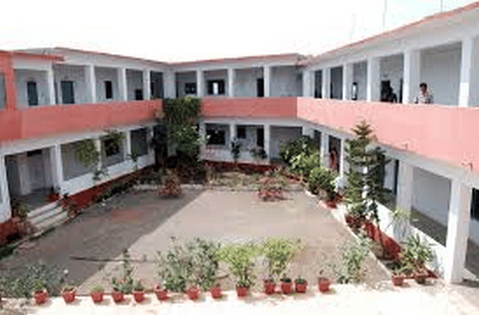 Mahila Vidyalaya PG College Lucknow Academic Building photo 1