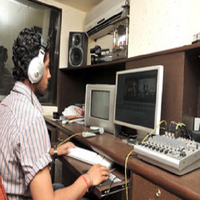 OXL School of Multimedia Chandigarh Campus photo 2