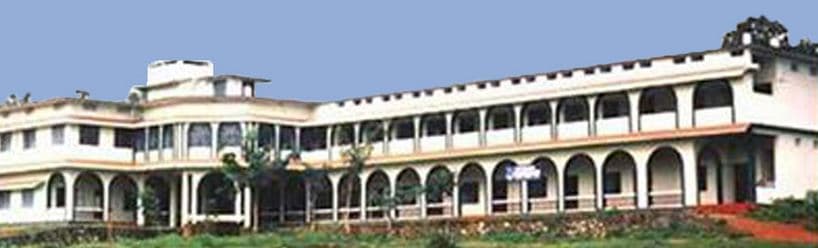 Keyi Sahib Training College Taliparamba Building photo 1