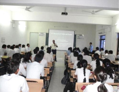 Shrimad Rajchandra Institute of Management and Computer Application Surat College Images photo 4