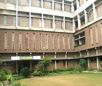 College of Nursing Ludhiana Academic Building photo 4
