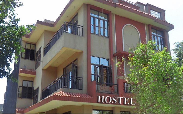 Amrapali International Institute of Hotel Management Noida Buildings photo 3