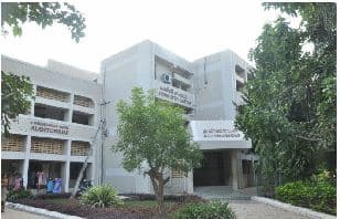 Yadava College Madurai Campus Images photo 1