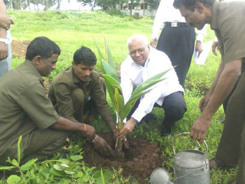 Yashwantrao Chavan Warana Mahavidyalaya Kolhapur Infrastructure photo 1