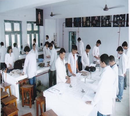 Hindu College of Pharmacy Sonepat Labs and Library photo 1