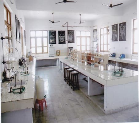 Hindu College of Pharmacy Sonepat Labs and Library photo 3
