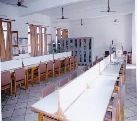 Hindu College of Pharmacy Sonepat Labs and Library photo 5