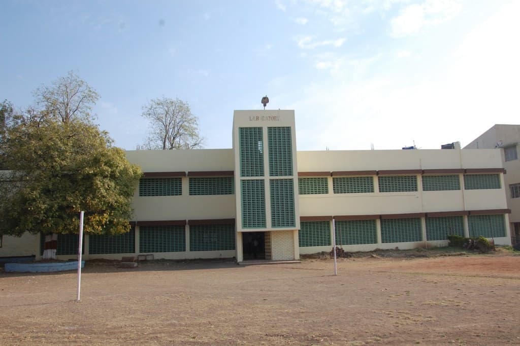 Yeshwant Mahavidyalaya Wardha Campus photo 7