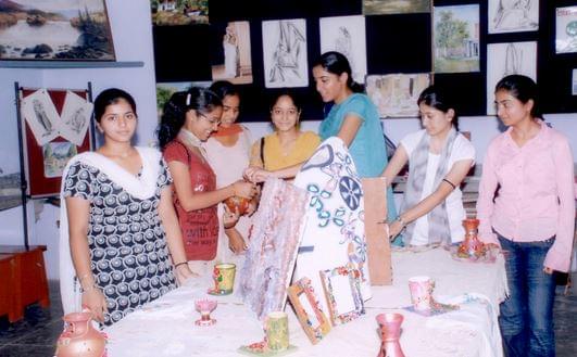 Guru Gobind Singh College for Women Chandigarh Campus photo 1