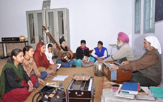 Guru Gobind Singh College for Women Chandigarh Campus photo 3