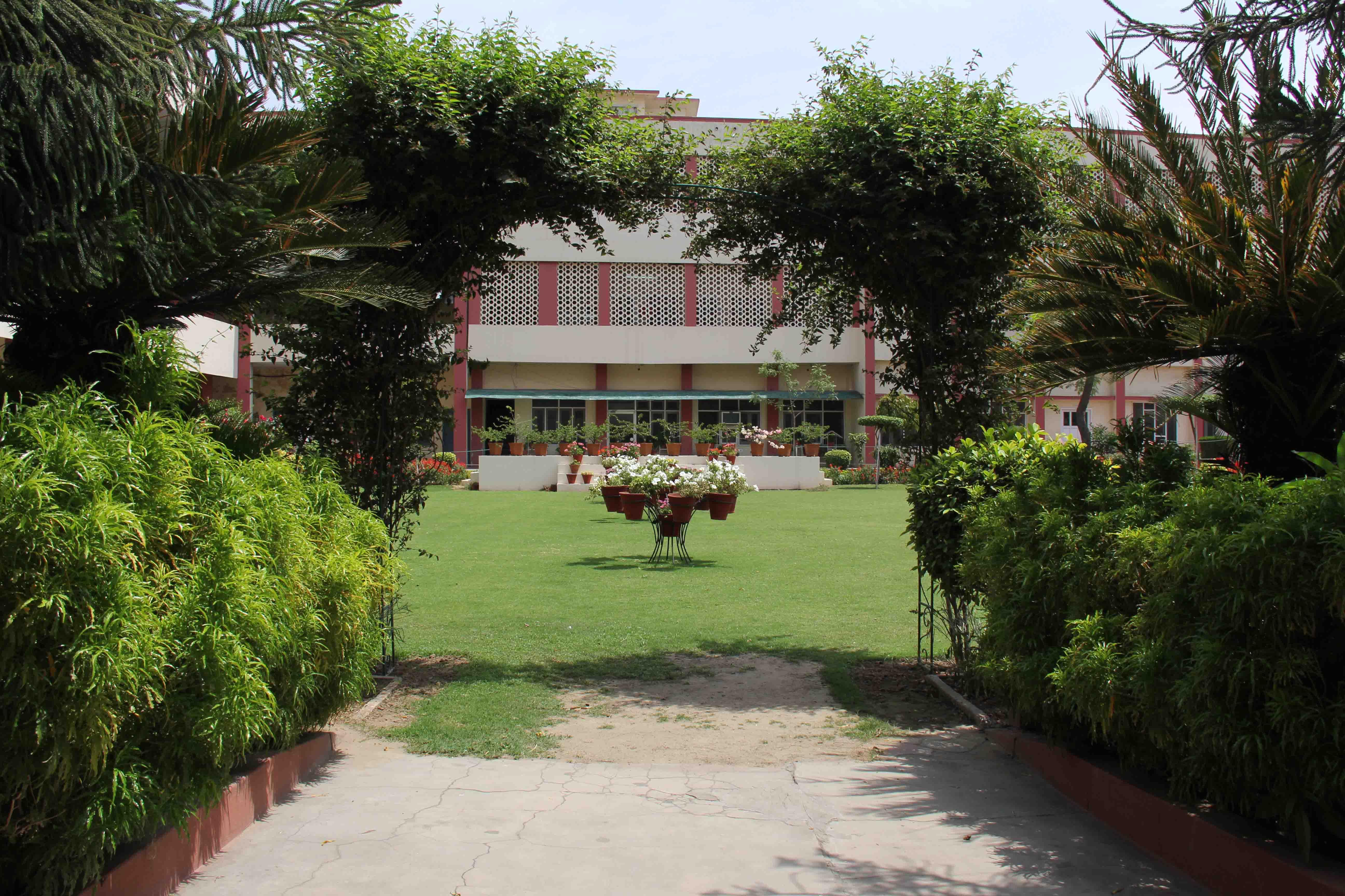Guru Nanak Khalsa College for Women Ludhiana Infrastructure photo 6