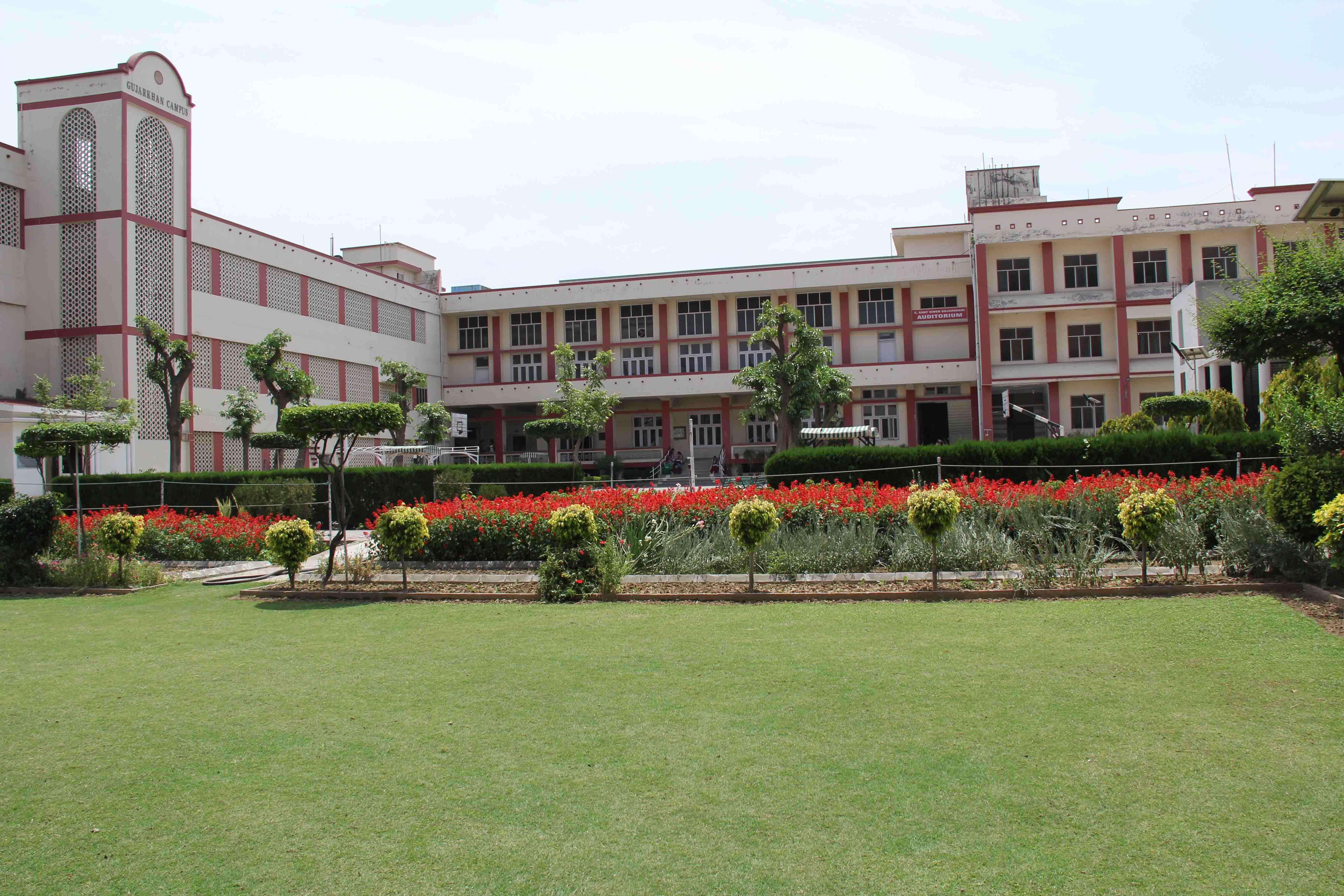 Guru Nanak Khalsa College for Women Ludhiana Infrastructure photo 7