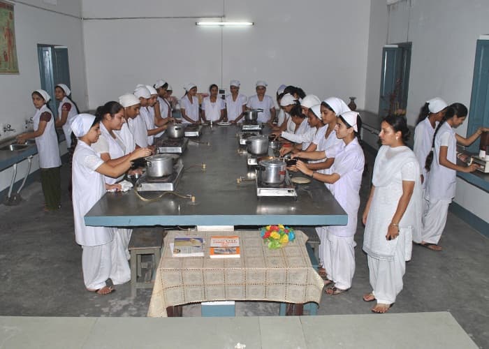 Guru Nanak Khalsa Girls College Jalandhar Campus photo 3