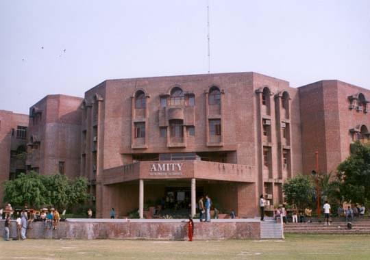 Amity College of Commerce & Finance Noida Campus photo 4
