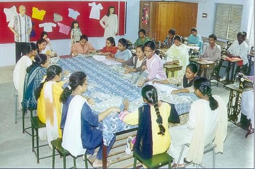 Bhikhabhai Jivabhai Vanijya Mahavidyalaya Vallabh Vidyanagar College Images photo 9