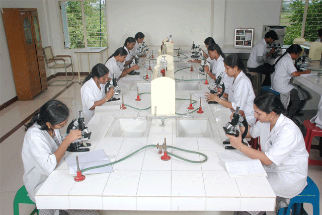 A.M.Reddy Memorial College of Pharmacy Guntur Infrastructure photo 1