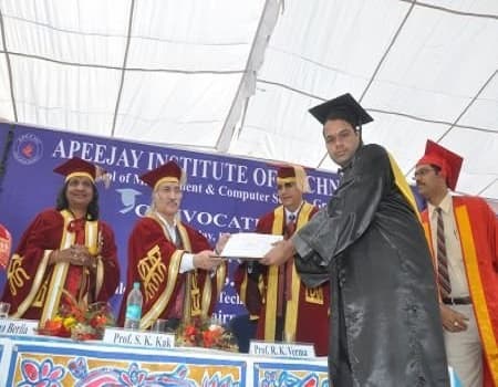 Apeejay Institute of Technology, School of Management Greater Noida Extra Curriculars photo 3