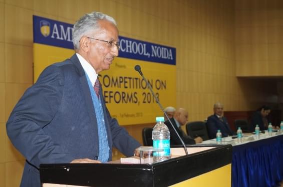 Amity School of Insurance, Banking and Actuarial Science Noida Extra Curriculars photo 2