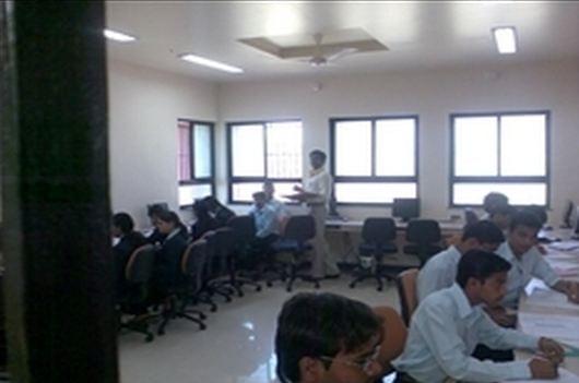 Deshbhakt Harinarayan Bankatlal Soni College Solapur Infrastructure photo 1