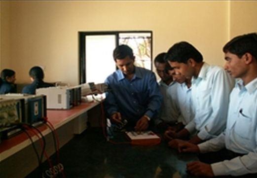 Deshbhakt Harinarayan Bankatlal Soni College Solapur Infrastructure photo 2