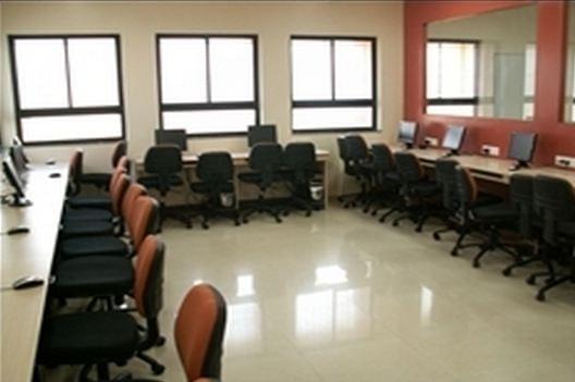 Deshbhakt Harinarayan Bankatlal Soni College Solapur Infrastructure photo 3