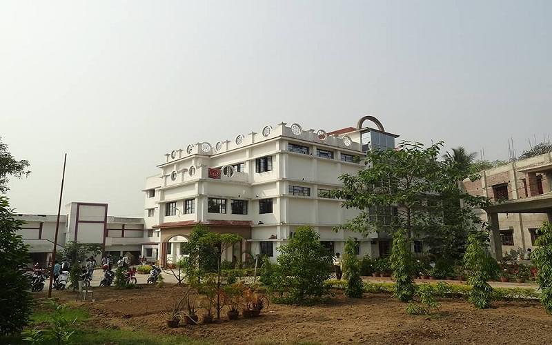 Bijoy Pal Memorial B.Ed College Bardhaman Academic Building photo 1
