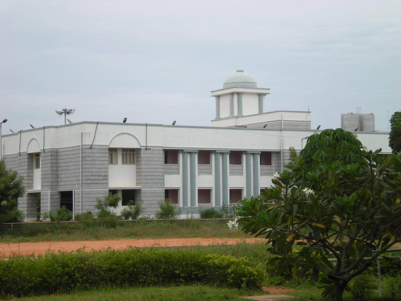 Dr. Ambedkar Government Law College Pondicherry Campus photo 2