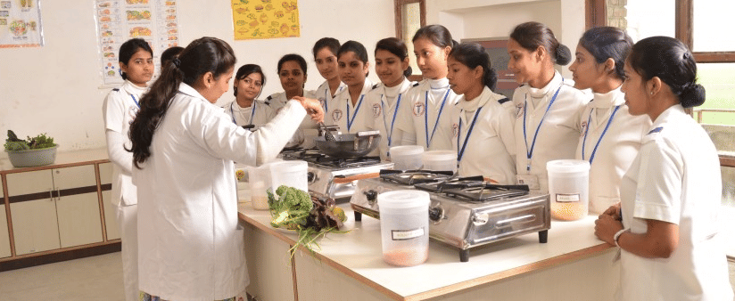 Heritage College of Nursing Varanasi Facility photo 2