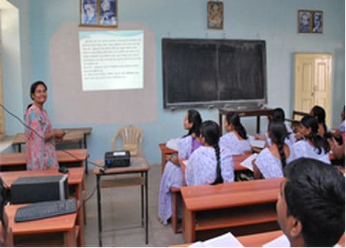 Dhule Education Society's College of Education Infrastructure photo 3