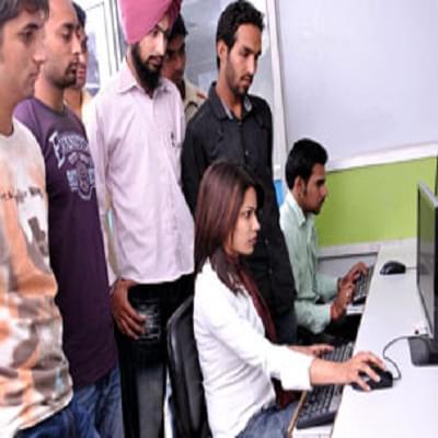 OXL School of Multimedia Jalandhar Campus photo 2