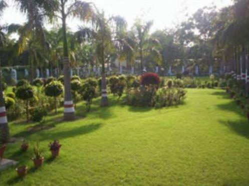 KNIPSS Campus photo 1