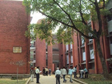 KNIPSS Campus photo 6