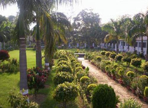 KNIPSS Campus photo 9