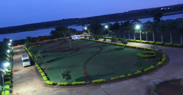 Sri Sai College of Dental Surgery Vikarabad Campus photo 1