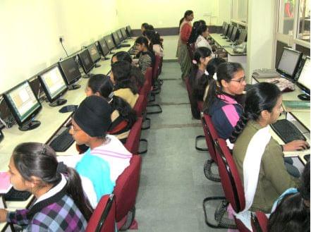 Doaba College Jalandhar Infrastructure photo 1