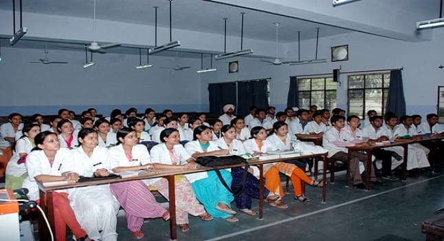 Surendera Dental College and Research Institute Ganganagar Campus photo 3