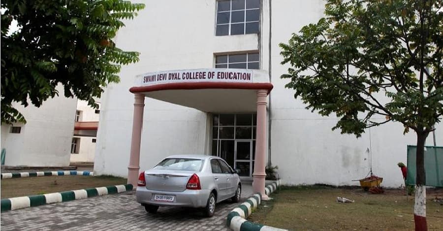 Swami Devi Dyal Hospital and Dental College Panchkula Academic Building photo 3